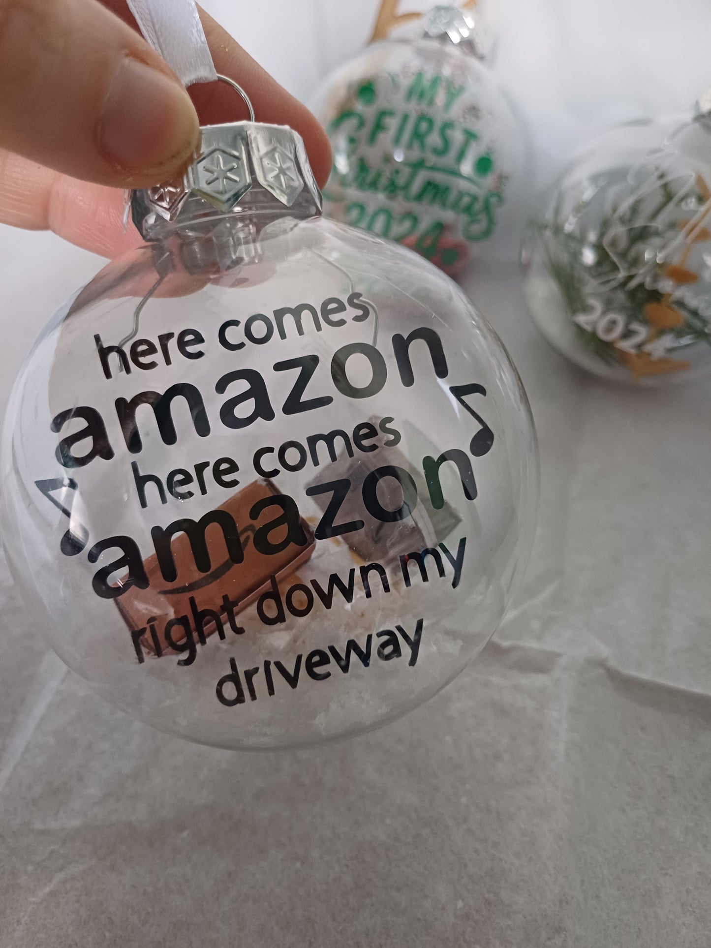 Here Comes Amazon Bauble